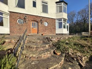 Photo 14- click for photo gallery